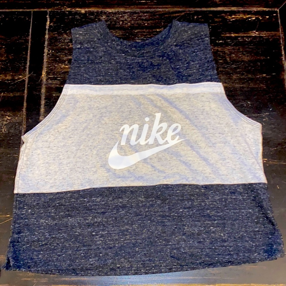 NIKE tank top